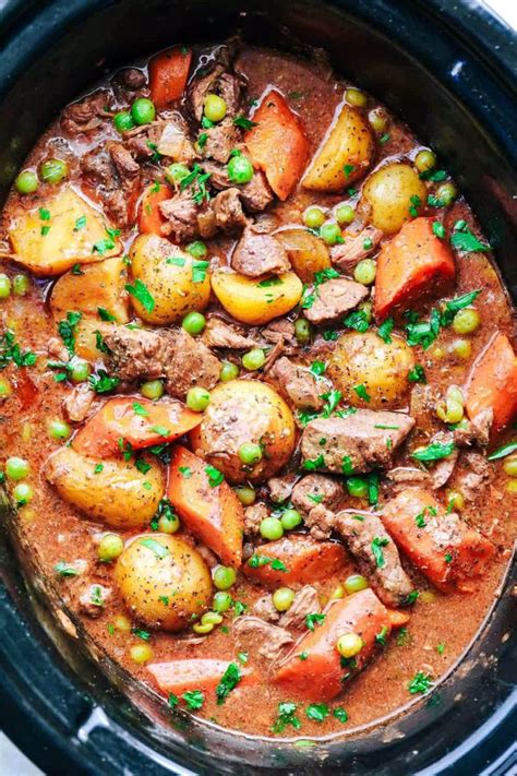 How to Make the Perfect Slow Cooker Beef Stew for Cozy Meals